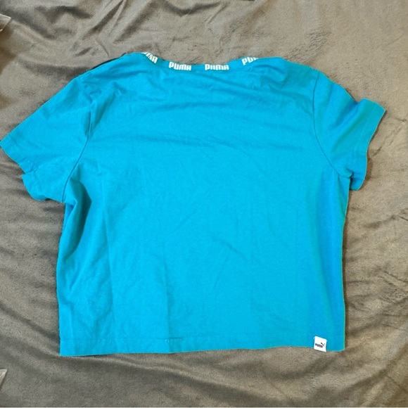 Puma Turquoise Casual Tee

#1083 - Picture 6 of 6